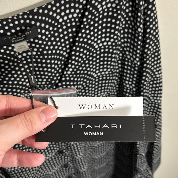 T Tahari Black and White Relaxed Buttoned Blouse - Picture 5 of 8